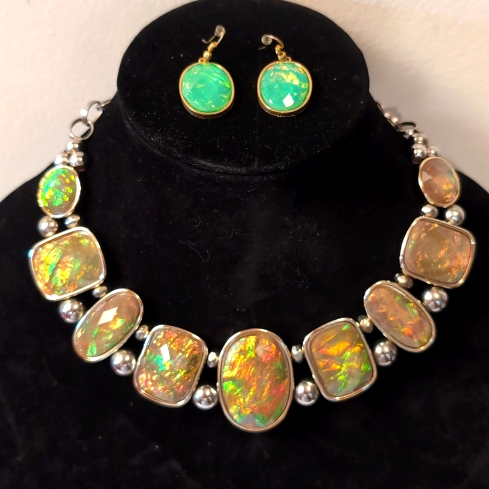 Vintage 80s Silver Toned Faux Australian Fire Opal Matching Earrings Necklace